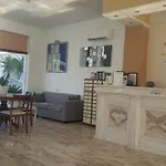 Hotel Mariana 2*