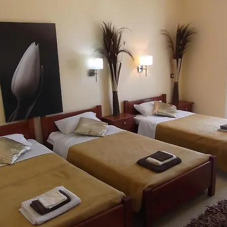 Hotel Mariana 2*
