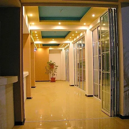 Hotel Mariana Laganas