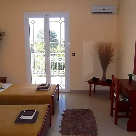 Hotel Mariana Laganas