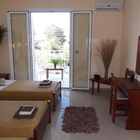 Hotel Mariana Laganas